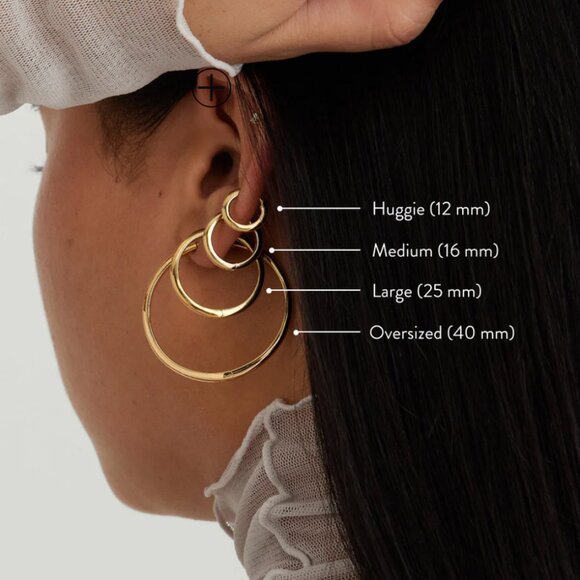 Mejuri Tube Oversized Hoops - Picture 3 of 4